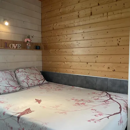Au Bord De L'eau Avec Terrasse, Peche, Baignade Surveillee, Buvette Et Activites Exterieures - Fr-1-489-360 Holiday home
